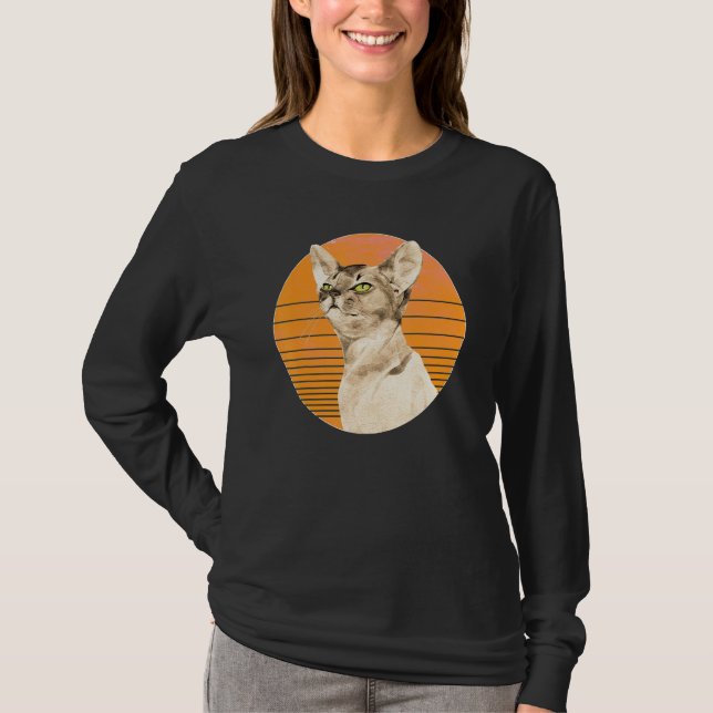 Retro Style Cat for every kitten & cat T Shirt (Framsida)