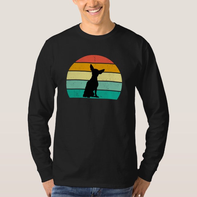 Retro Sunset Chihuahua T-Shirt (Framsida)