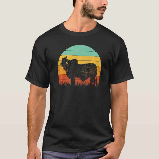 Retro Sunset Cow Farmer Brahman Cattle T Shirt (Framsida)