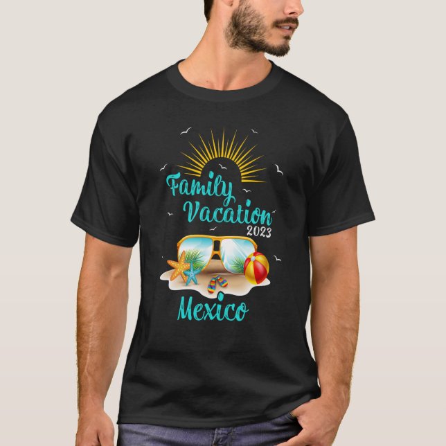 Retro Sunset Family Vacation 2023 Mexico Beach T Shirt (Framsida)