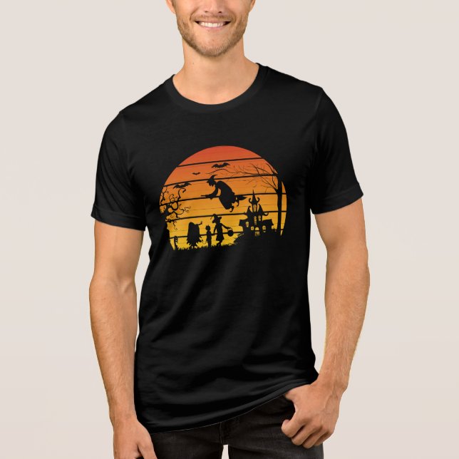 Retro sunset halloween häxpooky skrämmande groovy t shirt (Framsida)