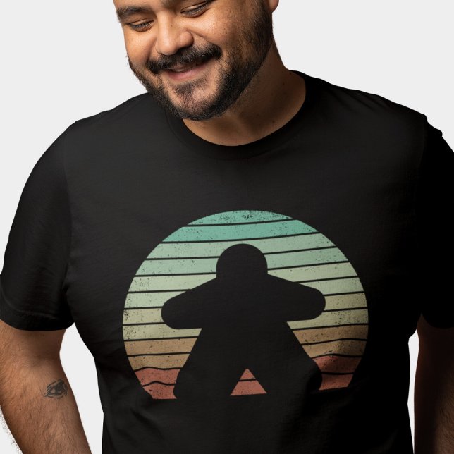 Retro Sunset Meeple Pastel Board Gamer T Shirt (Skapare uppladdad)