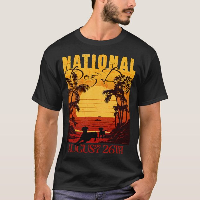 Retro Sunset National Hund Day T Shirt (Framsida)