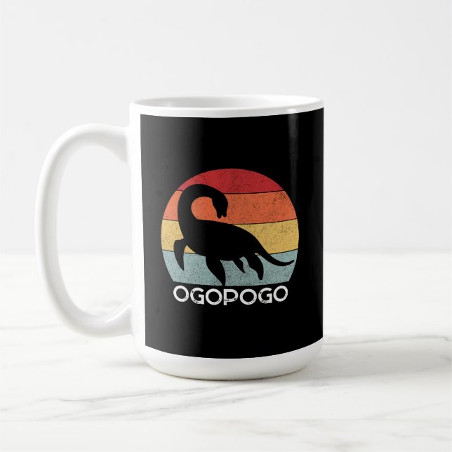 Retro sunset Ogopogo, Okanagan Sjö Monster 70-tale Kaffemugg (Vänster)