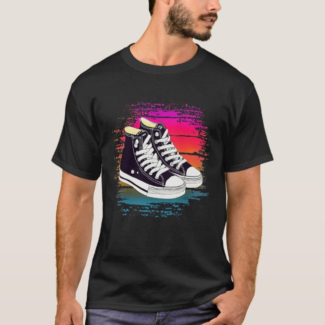 Retro Sunset Sneaker T Shirt (Framsida)