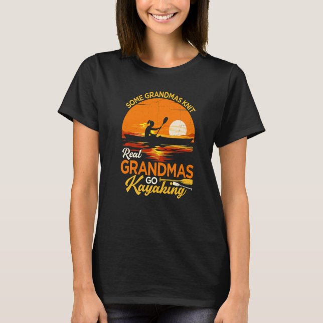 Retro Sunset some Grandmas Sticka Real Grandmas Go T Shirt (Framsida)