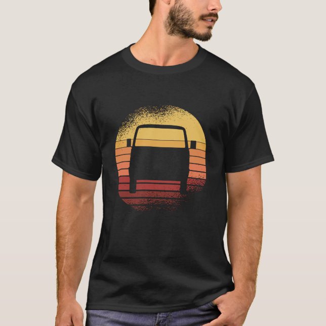 Retro Sunset Vanagon Syncro 4x4 Buss T Shirt (Framsida)