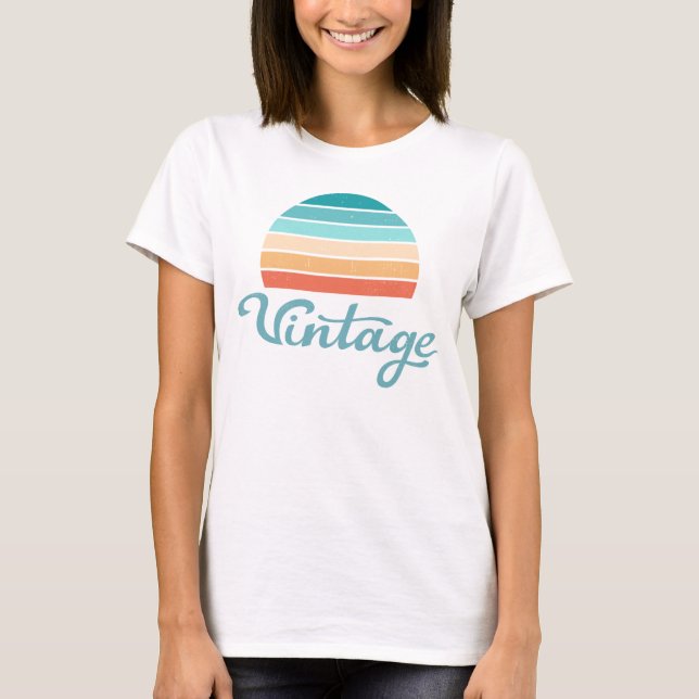 Retro Sunset+Vintage Script Distress T Shirt (Framsida)