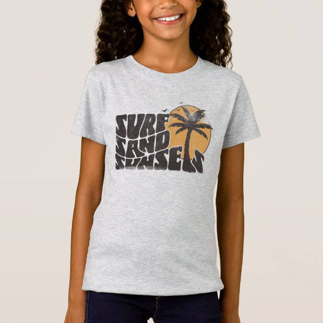 Retro Surf Sand Sunsets Palm Tree Beach Vibes T Shirt (Framsida)