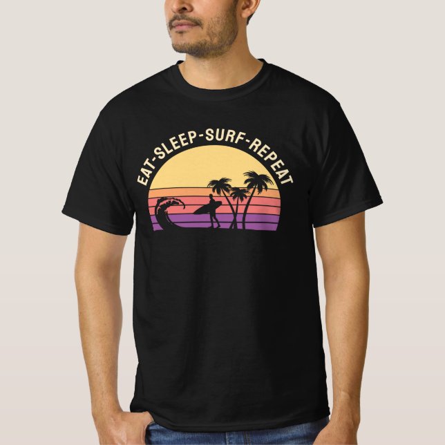 Retro Surfing T Shirt (Framsida)