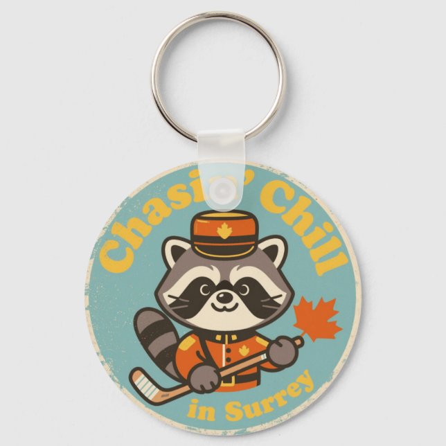 Retro Surrey BC Raccoon and Hockey Stick Nyckelring (Framsida)