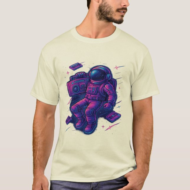 Retro Synthwave Astronaut with Boombox – 80s Space T Shirt (Framsida)