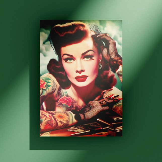 Retro Tattooed Pin-up Vykort (Skapare uppladdad)