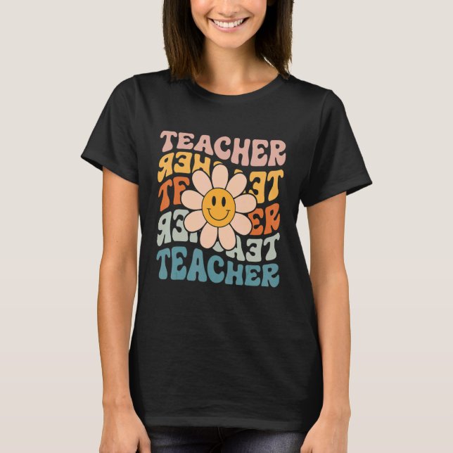 Retro Teacher Colorful Elementary School Teacher T Shirt (Framsida)