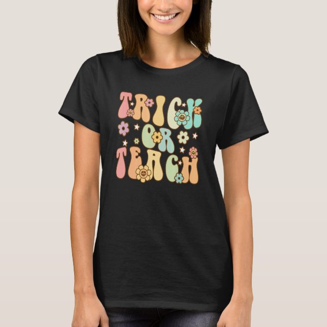 Retro Trick eller Teach Halloween Groovy Ghost Flo T Shirt (Framsida)