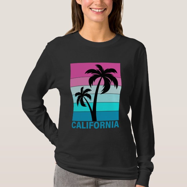 Retro Tropical Sunset Beach Summer Vacation CA Cal T Shirt (Framsida)