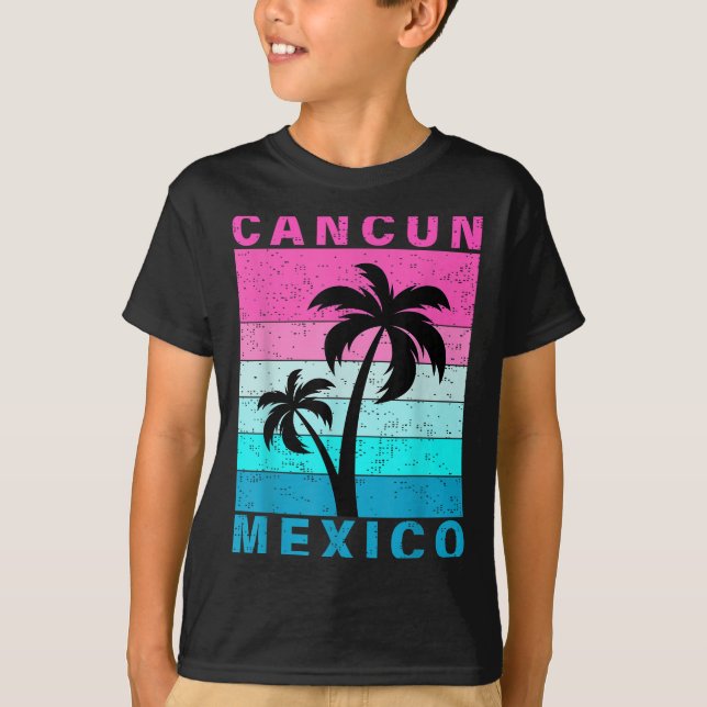 Retro Tropical Sunset Cancun Beach Mexiko, sommar  T Shirt (Framsida)