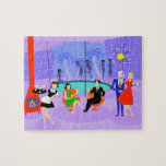 Retro tropiskt cocktailpartypussel pussel<br><div class="desc">Detta Retro tropiska cocktailpartypussel är berusande i dess specificerar. Tecknaddesignen presenterar typen av den wildly sofistikerade cocktailpartyet som normalt ses endast i filmer från 60-tal. Det finns ett modernt vardagsrum för mitt- århundrade som fylls med partygoers som tycker om den stroppiga purpurfärgade dekoren. En älskvärd kvinna i en enhetlig fransk...</div>