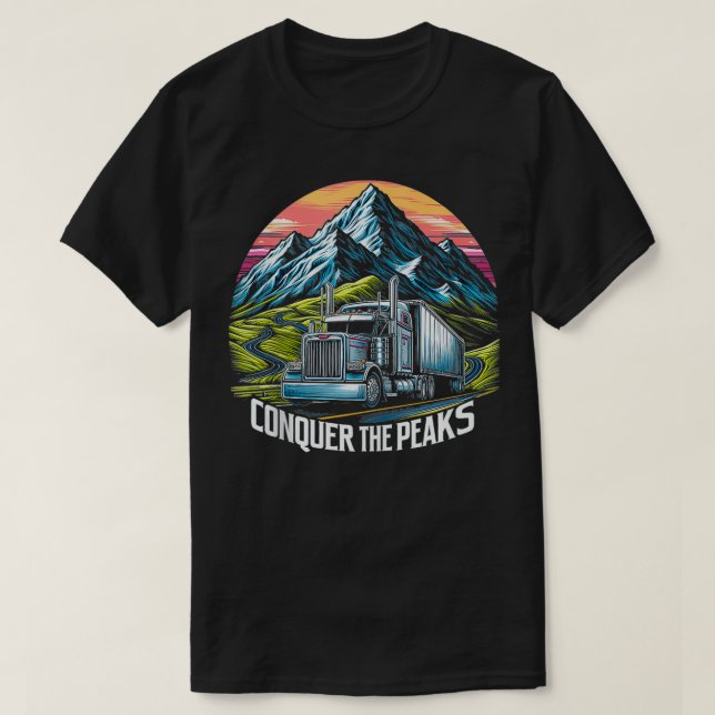 Retro Trucker Lastbil-drivrutin som kör Lastbilar  T Shirt (Design framsida)