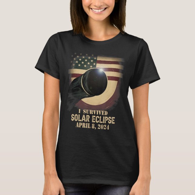 Retro US Flagga I Överlevt totalt solcellsbatteri  T Shirt (Framsida)