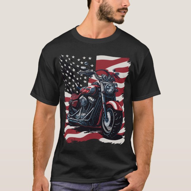 Retro USA American Flag Motorcycle Veteran Biker T Shirt (Framsida)