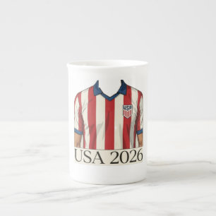 Retro USA-fotbollströja i patriotisk röd-vit stil Benporslin Mugg