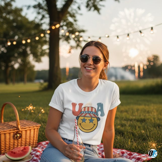 Retro USA Smiley Face Bucket Hat Patriotic 4-July T Shirt (Skapare uppladdad)