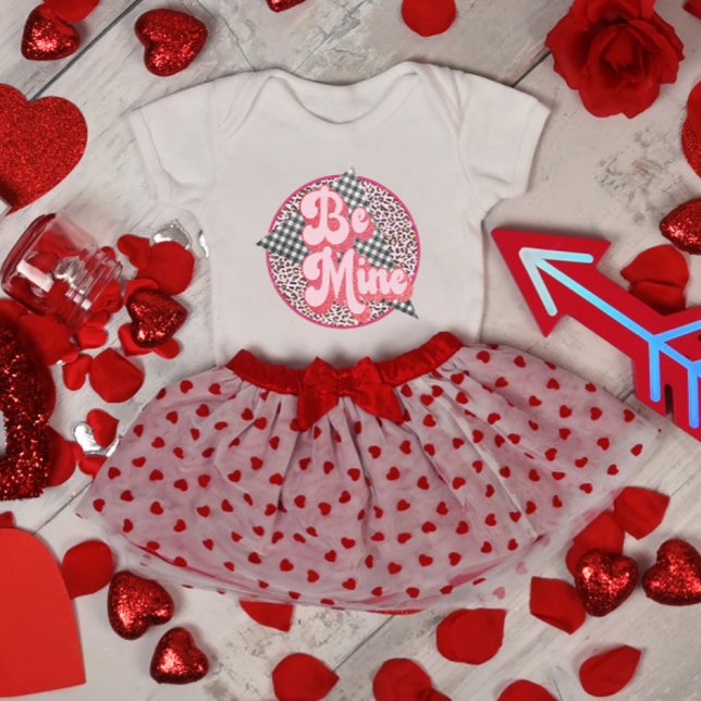 Retro Valentine be Mine T Shirt (Skapare uppladdad)