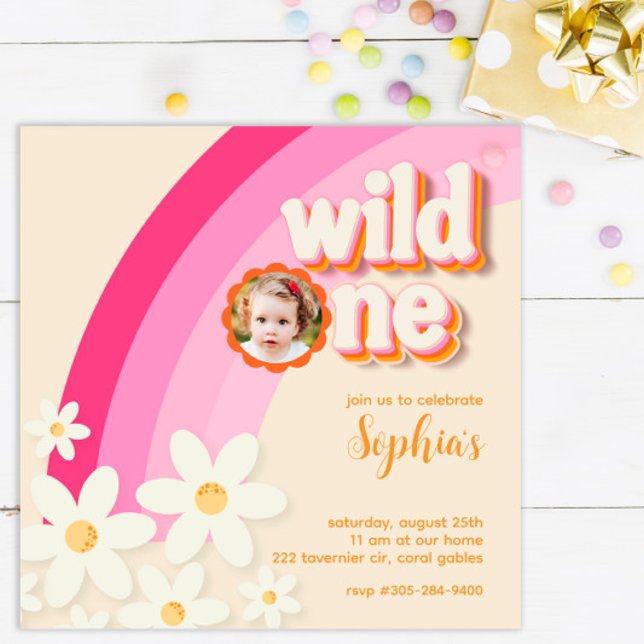Retro Vild Fotoinbjudan för Rosa en Daisy | Boho Inbjudningar (Skapare uppladdad)