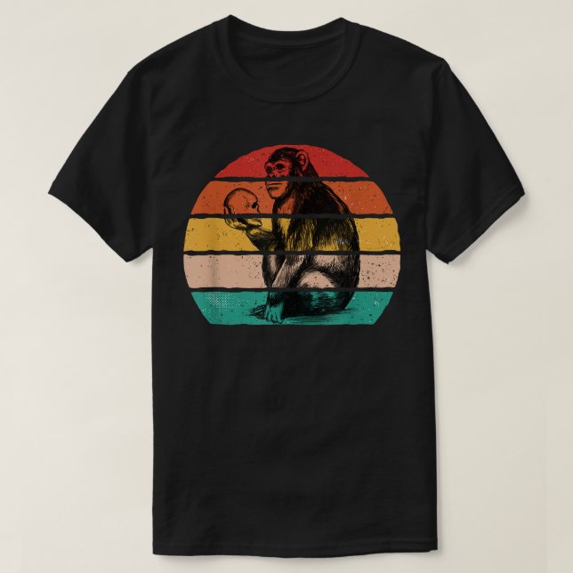 Retro Vintage Chimpanzee Monkey Holding Skull T Shirt (Design framsida)