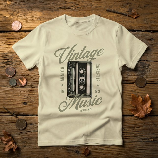 Retro Vintage Musik Kassettband T-Shirt (Skapare uppladdad)