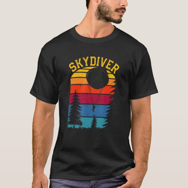 Retro Vintage Skydiver Skydiving Lover Parachuting T Shirt (Framsida)