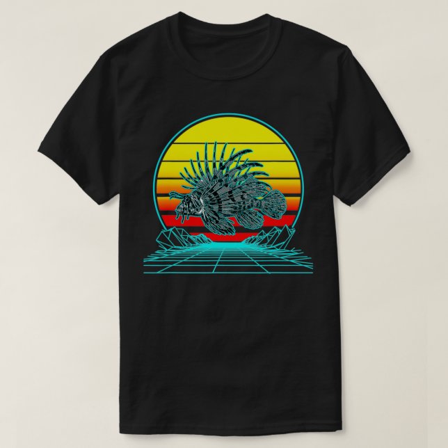 Retro Vintage Sunset Lionfish T Shirt (Design framsida)