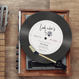 Retro vinylskiva ser ut som 50-årsfirande, 50-årsd inbjudningar