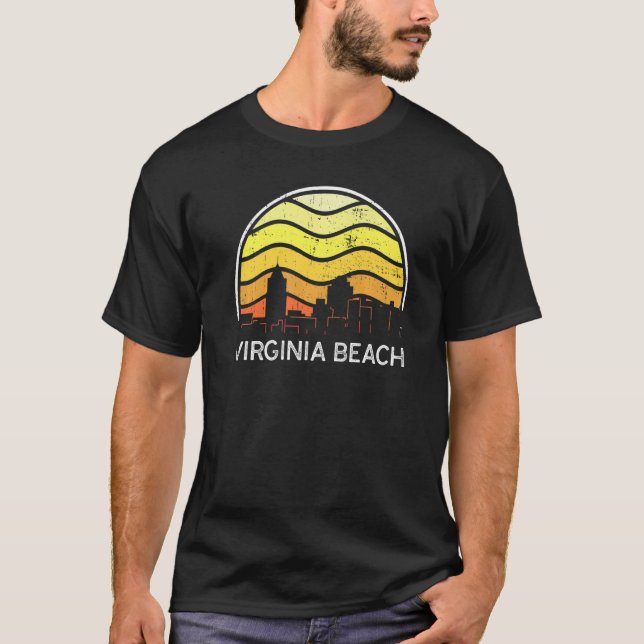 Retro Virginia Virginia Beach Visitors Skyline Vin T Shirt (Framsida)