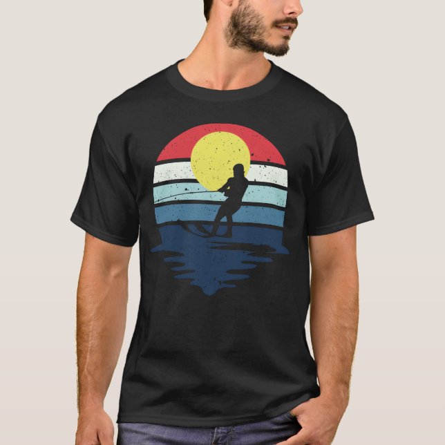 Retro Water Ski Skiing Sunset Water Sports friend T Shirt (Framsida)
