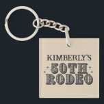 Retro Western 50th Rodeo Birthday<br><div class="desc">Upplev en milstolpe i firande med den här westerna 50:e rodeofödelsedagskalan! Anpassa den med lätthet och få redot att skaka lite roligt! Retro Western 50th Rodeo Birthday Keychain</div>