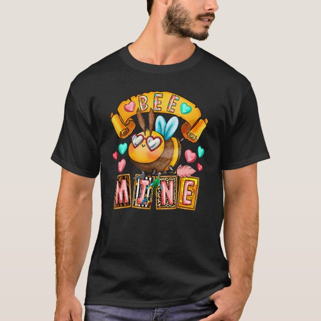 Retro Western Bee Mine Funny Valentine Day Heart T Shirt (Framsida)