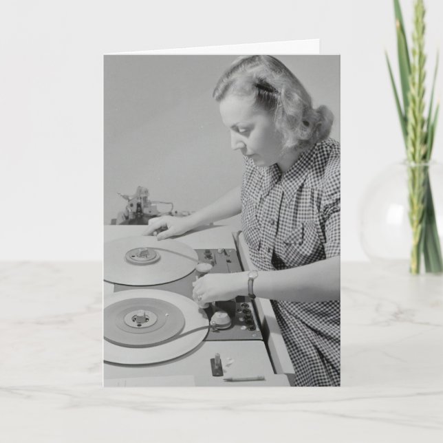 RETRO WOMAN DJ FUNNY BIRTHDAY-KORT FÖR HENNE TACK KORT (Framsida)