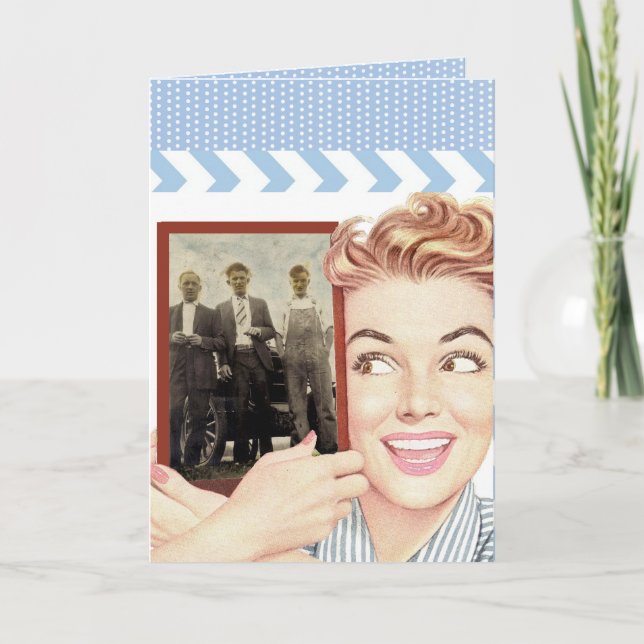 Retro Woman Holding a Photo Kort (Framsida)