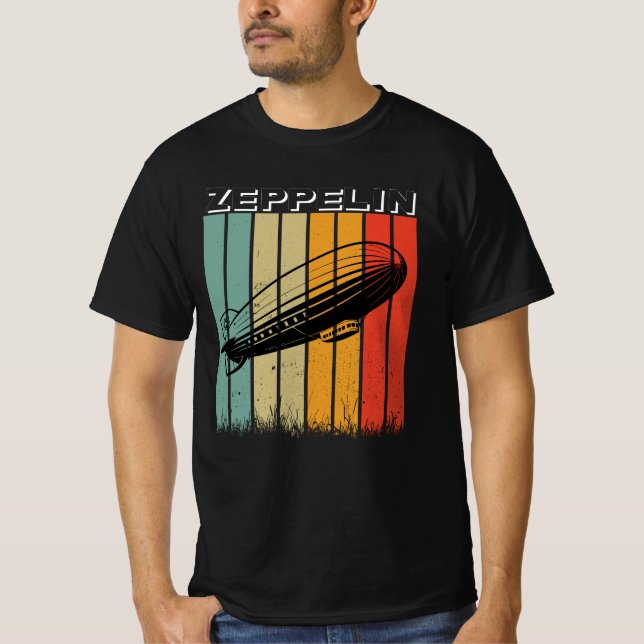 Retro Zeppelin Dirisible Airship Zepelin Zepplin T Shirt (Framsida)