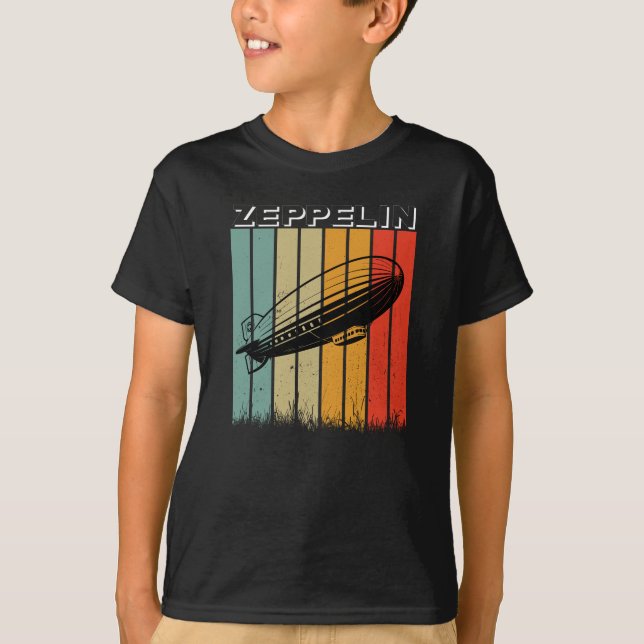 Retro Zeppelin Dirisible Airship Zepelin Zepplin T Shirt (Framsida)