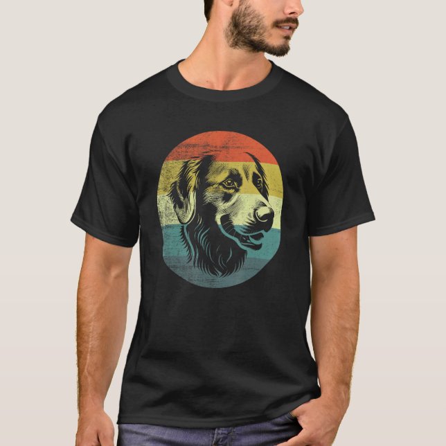 Retrodesign Golden Retriever Hund T Shirt (Framsida)