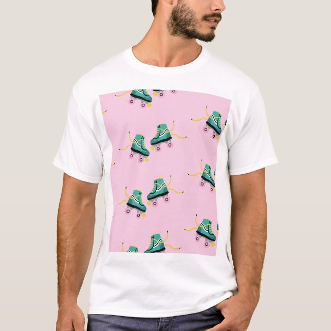 Retrorullskridskor: rosa mönster. t shirt (Framsida)