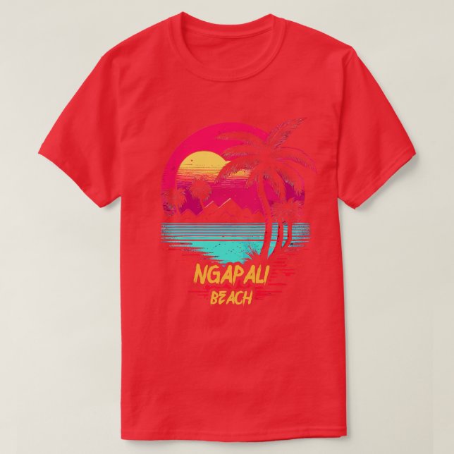 Retrowave Beach Ngapali Beach T Shirt (Design framsida)