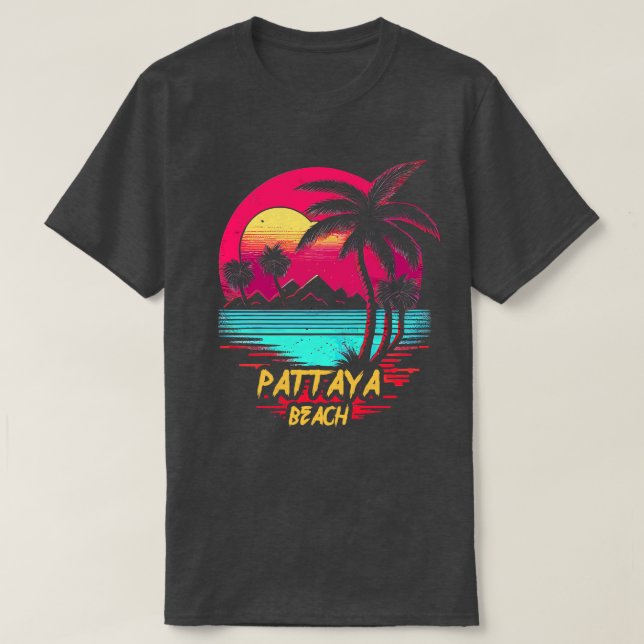 Retrowave Beach Pattaya Beach T Shirt (Design framsida)