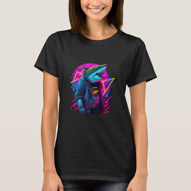Retrowave Shark Cool Retro 80s Inspired T Shirt (Framsida)