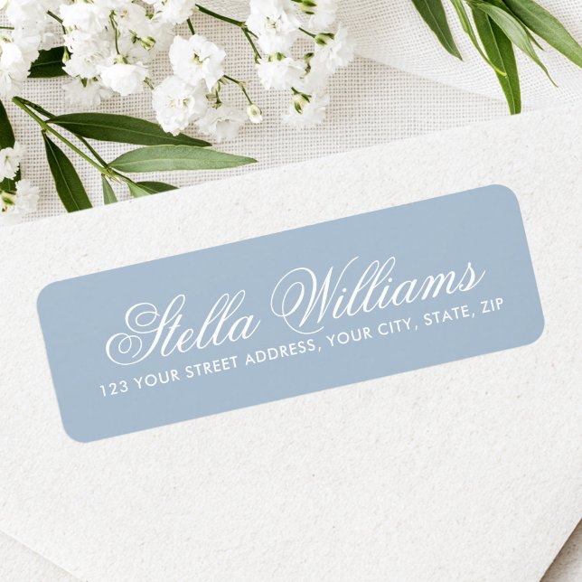 Returadress för kalligrafiskript för upplöst dammi etikett (Muted dusty blue calligraphy script return address label)