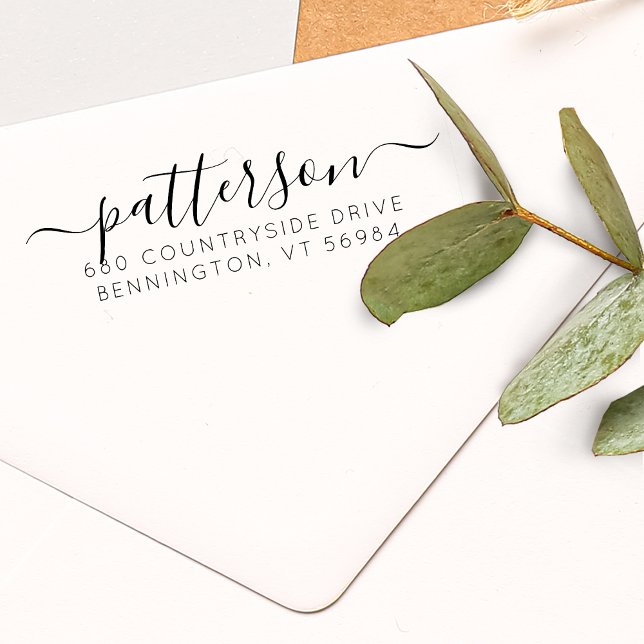 Returadress för Namn Anpassningsbar i elegant i sk Självfärgande Stämpel (Elegant Script Family Name Custom Return Address Self-inking Stamp)