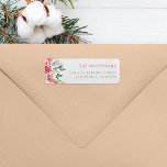 Returadress för Rustic Wood & Winter Blommigt Returadress Etikett<br><div class="desc">Gör ditt märke med en björkbakgrund som är försedd med vattenfärg poinsettia och hullbär. Minimalistisk sans-serif-typografi visar din familj namn och returadress på högerna och ser till att din korrespondens är tydlig.</div>